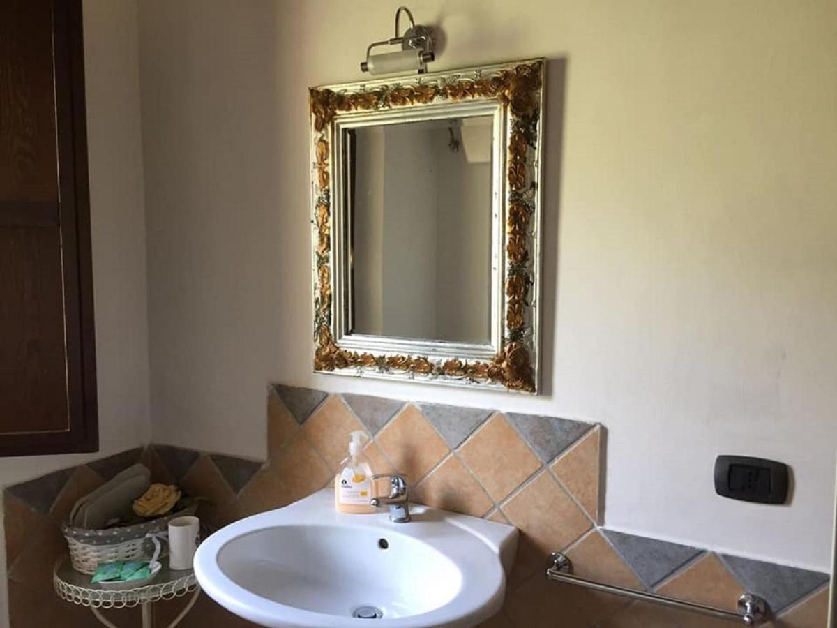 Il Casale Di Aurora Country House Colmurano Bagian luar foto
