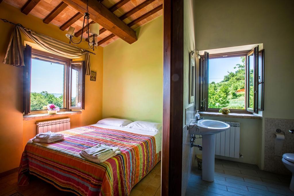Il Casale Di Aurora Country House Colmurano Bagian luar foto
